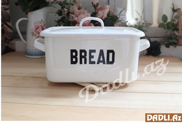 Fərqli dizaynda olan çörək qabları