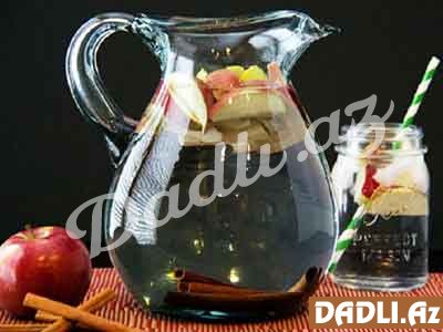 Yağları sürətlə yandıran almalı detoks suyu resepti