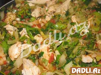 Pörtlədilmiş kələm ilə toyuq resepti