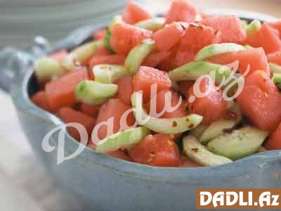 Xiyar ilə qarpız salatı resepti