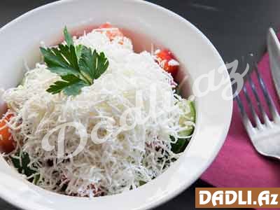 Şopska salatı resepti