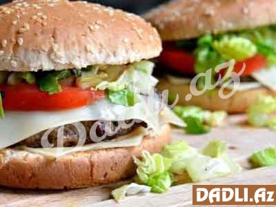 Evdə hamburger resepti