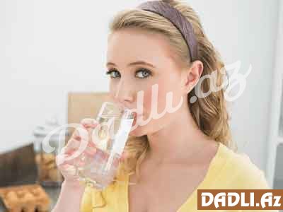 Az su içməyin səbəb olduğu 11 narahatçılıq