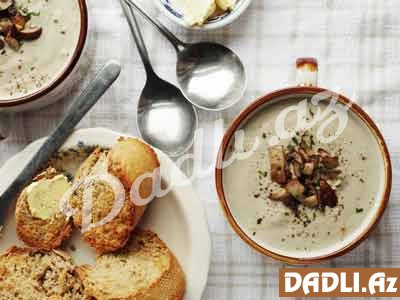 Göbələkli, badamlı şorba resepti