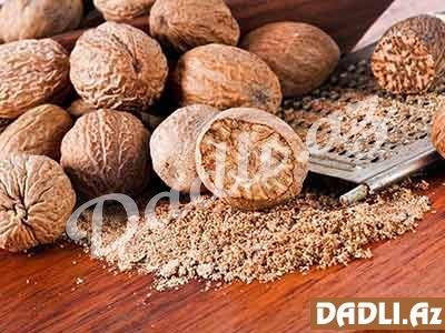 Muskat qozu (hind qozu) bitkisi