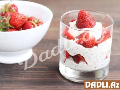 Çiyələkli spungle resepti