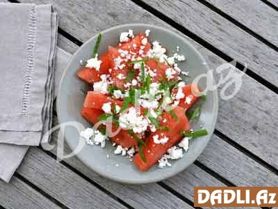Qarpız və feta salatı resepti