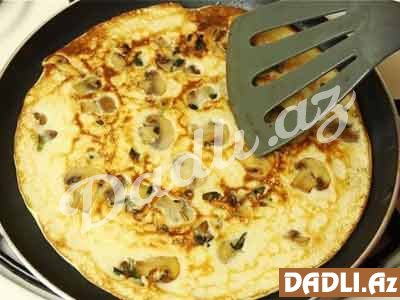 Göbələkli blinçik resepti