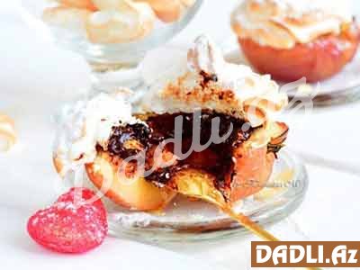 Merengi və şokoladla alma deserti resepti - FOTO RESEPT