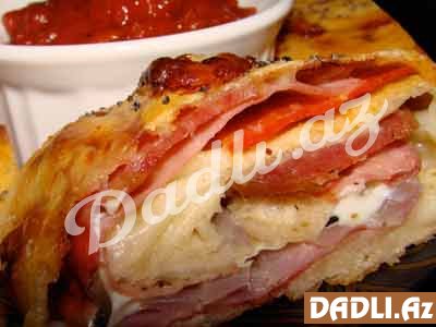 Pomidorlu stromboli resepti