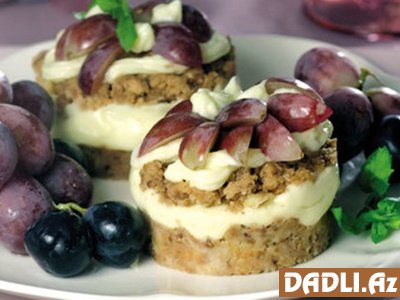 Üzümlü kiçik tortcuqlar resepti