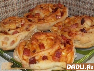 Qızılgül formalı pizza resepti - FOTO RESEPT